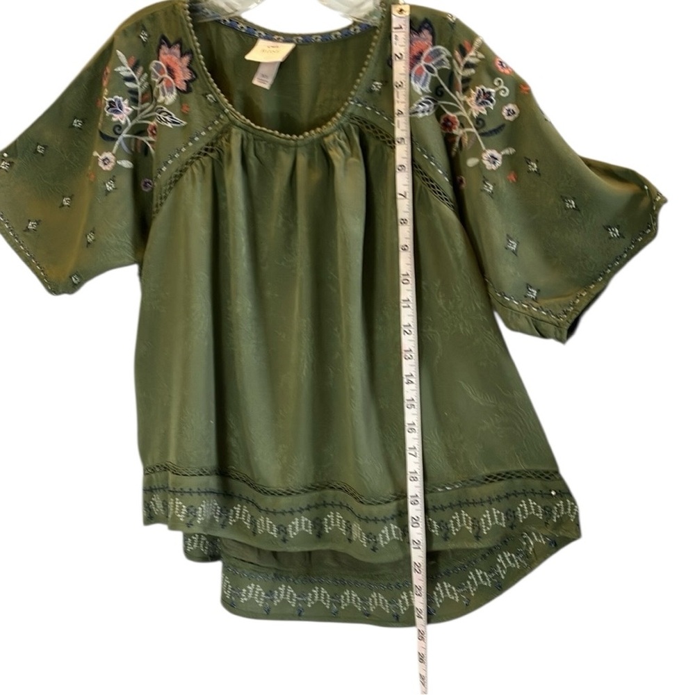 Knox Rose Embroidered boho Olive Green Women's Top - Picture 7 of 12